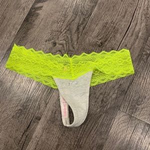 NWOT Victoria’s Secret PINK thong